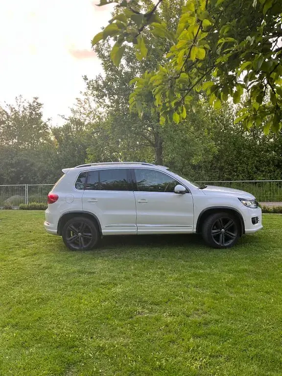 Gebraucht VW Tiguan R-line 140 PS (102 kW) 2013 Weiß SUV