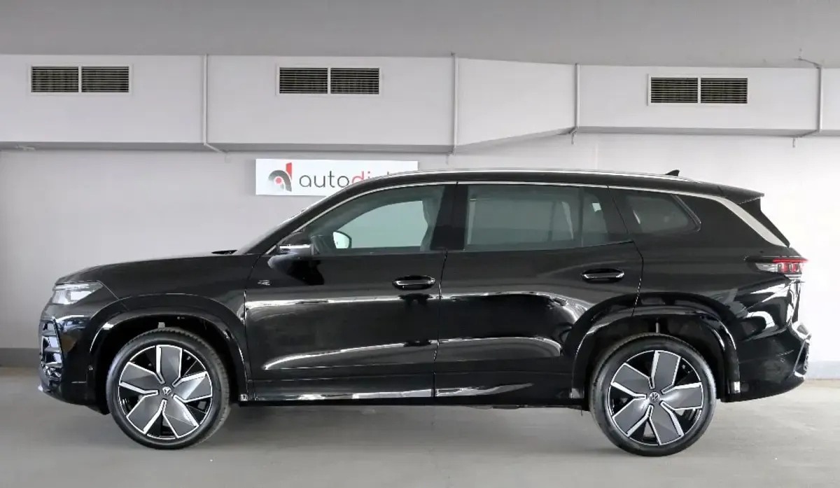 Gebraucht VW Tayron R-line 204 PS (150 kW) 2025 Schwarz SUV