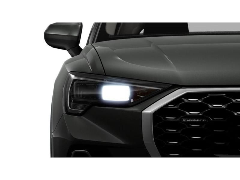 Gebraucht Audi Q3 190 PS (139 kW) 2024 Chronosgrau metallic (metallic) SUV