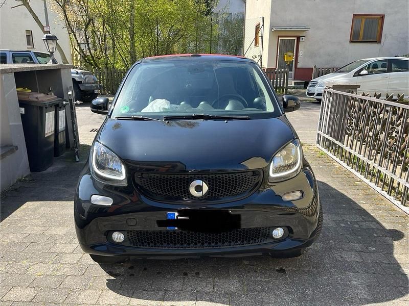 Schwarz Gebraucht 2016 Smart ForTwo Coupé Prime Cabrio | 18.000 € (Teuer) - Bild 1/4