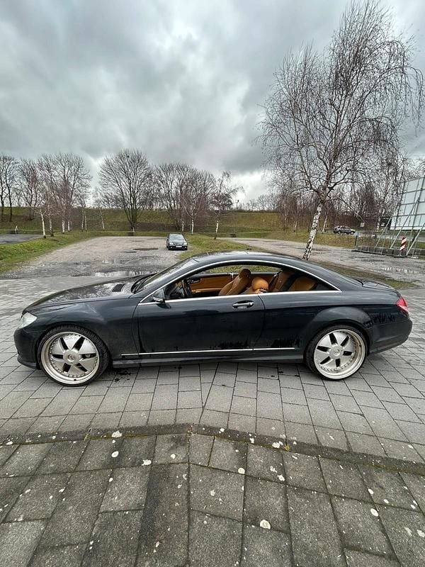 Gebraucht Mercedes CL500 383 PS (281 kW) 2009 Blau Coupé