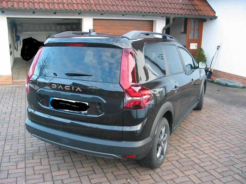 Gebraucht Dacia Jogger Extreme 101 PS (74 kW) 2025 Schwarz Van / Kleinbus