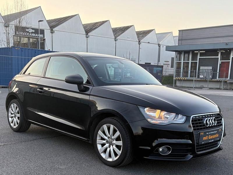 Gebraucht Audi A1 Attraction 86 PS (63 kW) 2012 Schwarz Kleinwagen