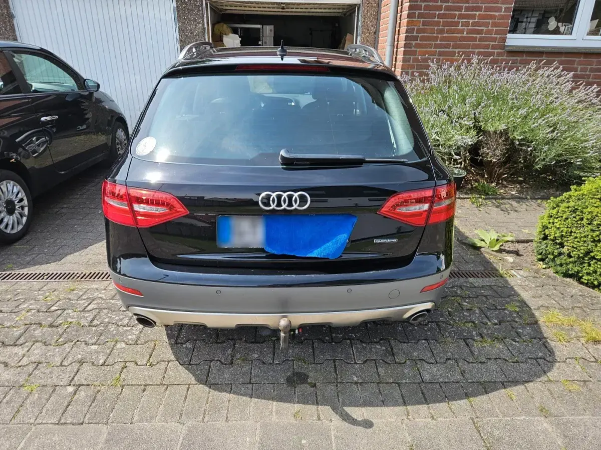 Gebraucht Audi A4 Allroad Comfort 245 PS (180 kW) 2015 Schwarz Kombi
