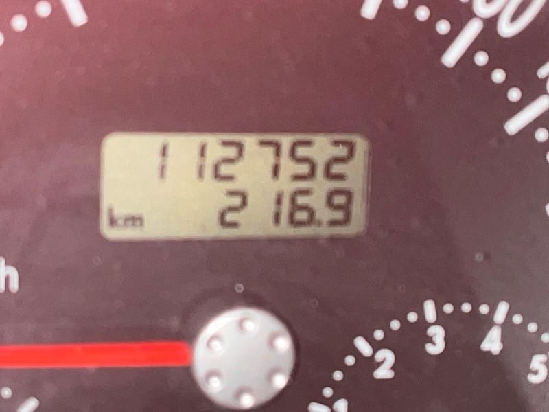 Rot Gebraucht 2000 VW Beetle Kleinwagen | 1.600 € - Bild 1/4