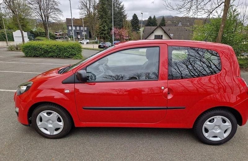 Gebraucht Renault Twingo 75 PS (55 kW) 2013 Rot Kleinwagen