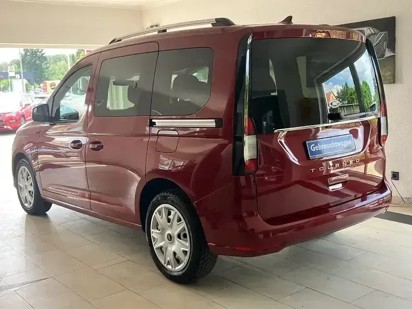 Gebraucht Ford Tourneo Connect Titanium 122 PS (89 kW) 2025 Maple red Van / Kleinbus