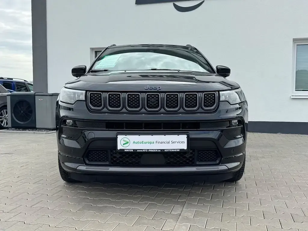 Gebraucht Jeep Compass 179 PS (131 kW) 2022 Schwarz SUV