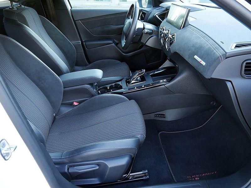 Gebraucht DS Automobiles DS3 Crossback E-Tense 100 kW (136 PS) 2023 Weiss SUV