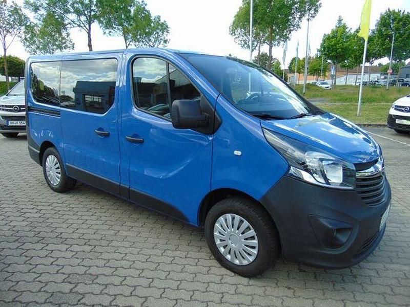 Gebraucht Opel Vivaro 95 PS (69 kW) 2018 Blau Van / Kleinbus