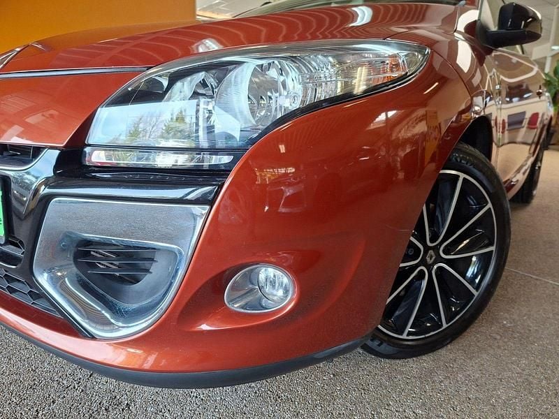Gebraucht Renault Mégane Coupé Bose Edition 116 PS (85 kW) 2013 Orange Coupé