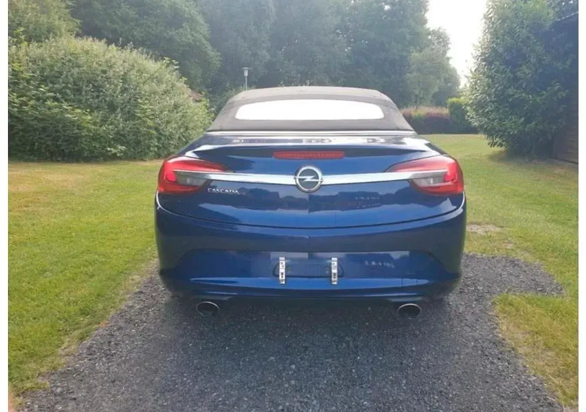 Gebraucht Opel Cascada 140 PS (102 kW) 2014 Blau Cabrio