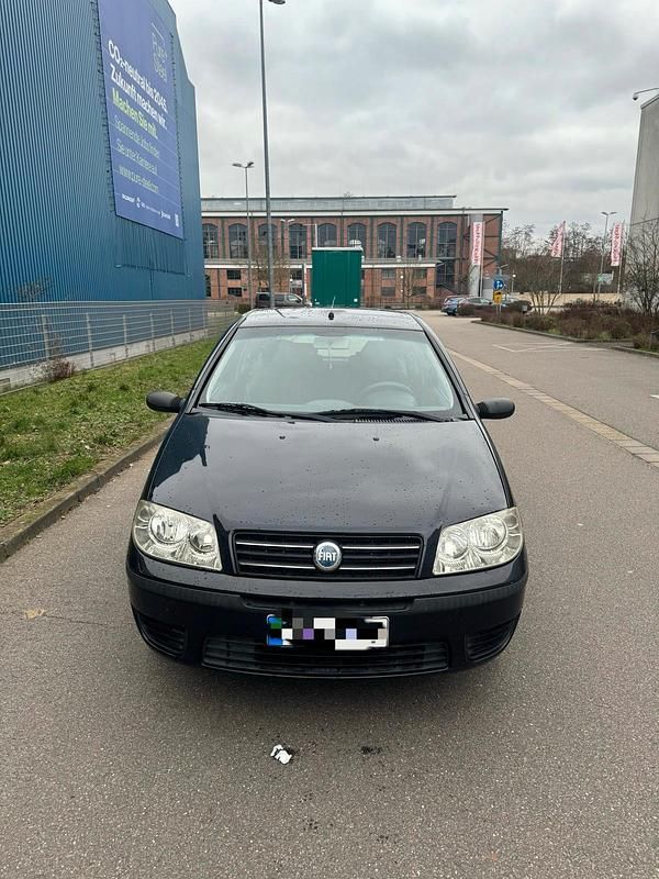 Schwarz Gebraucht 2003 Fiat Punto Kleinwagen | 2.250 € - Bild 1/4