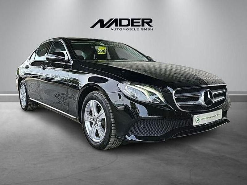 Gebraucht Mercedes E200 150 PS (110 kW) 2017 Schwarz Limousine
