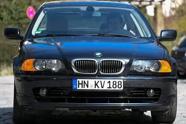 Gebraucht BMW 328 193 PS (141 kW) 1999 Schwarz Coupé