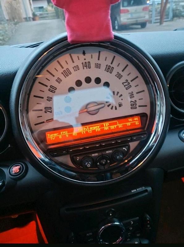 Gebraucht Mini Cooper 90 PS (66 kW) 2011 Rot Kleinwagen