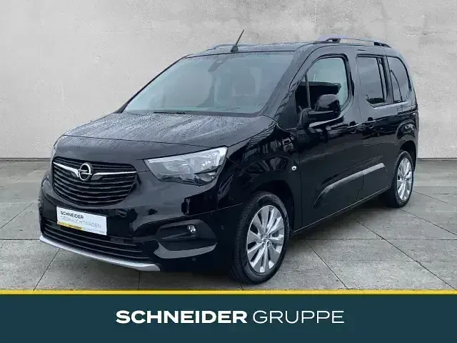 Gebraucht Opel Combo Life Innovation 131 PS (96 kW) 2020 Van / Kleinbus
