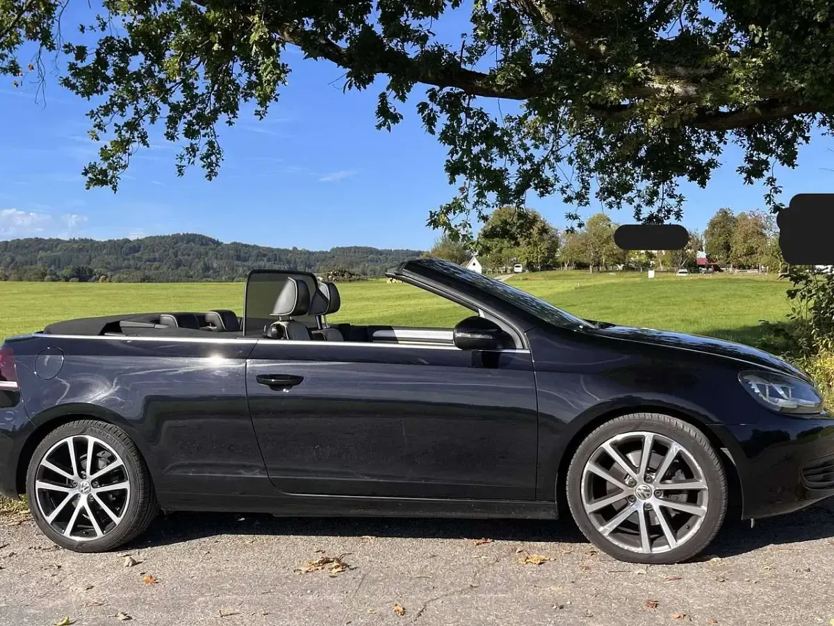 Gebraucht VW Golf Cabriolet Exclusive 160 PS (117 kW) 2013 Schwarz Cabrio