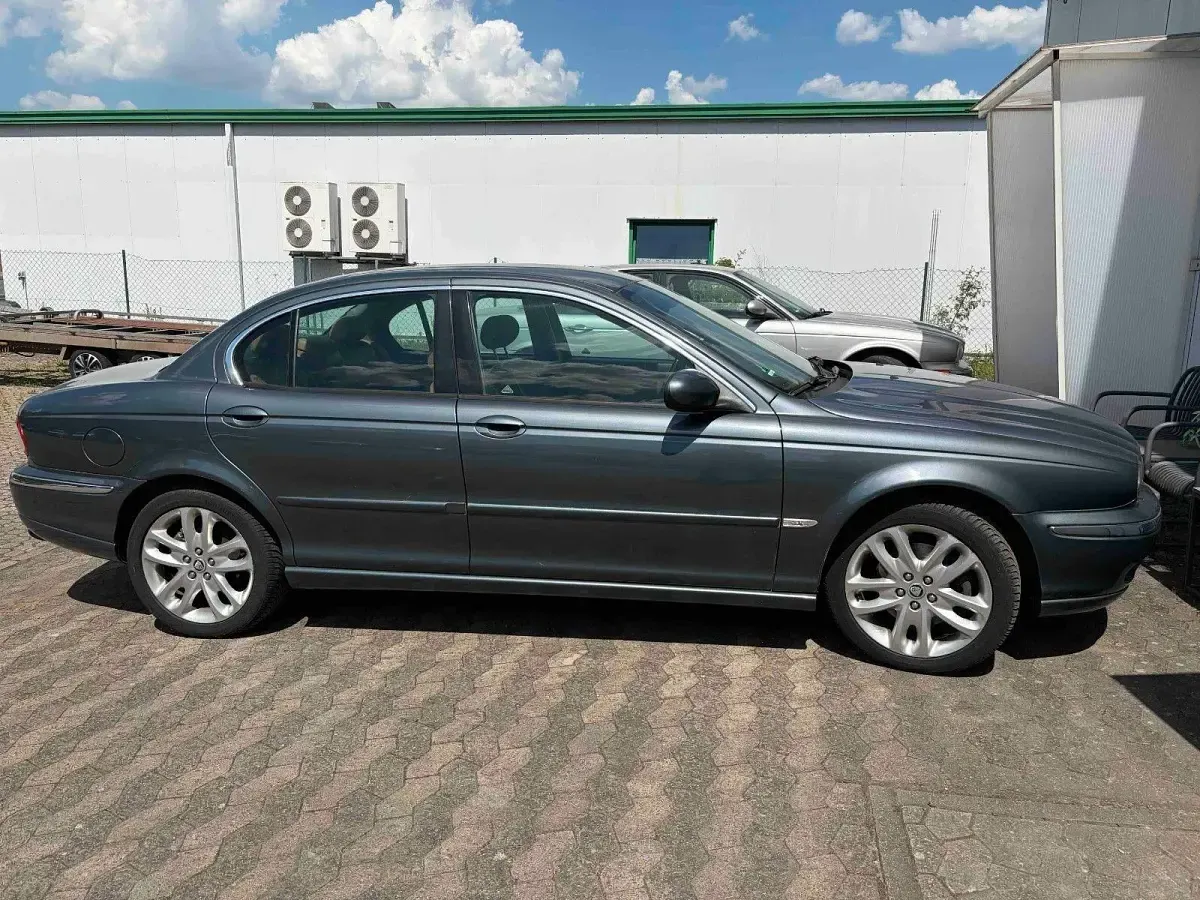 Gebraucht Jaguar X-type 230 PS (169 kW) 2002 Grau Limousine