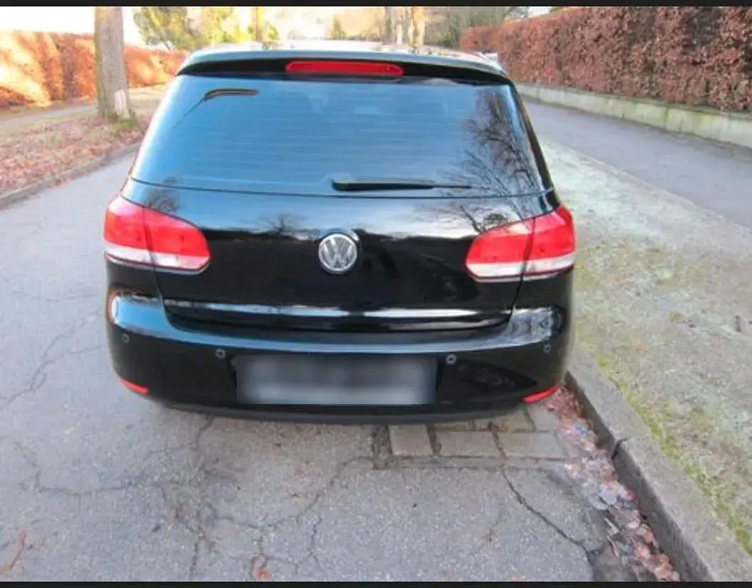 Gebraucht VW Golf VI 102 PS (75 kW) 2009 Schwarz Kleinwagen