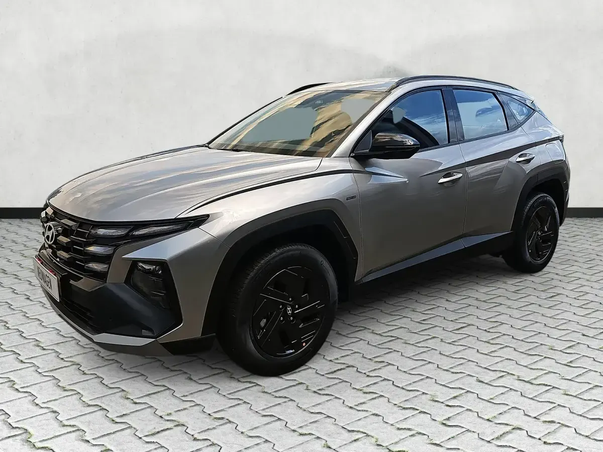 Neu Hyundai Tucson Blackline 239 PS (175 kW) 2026 Shimmering silver metallic SUV