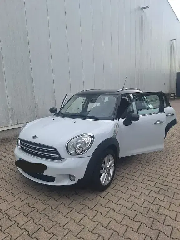Gebraucht Mini Cooper D Countryman 111 PS (81 kW) 2016 Weiß SUV