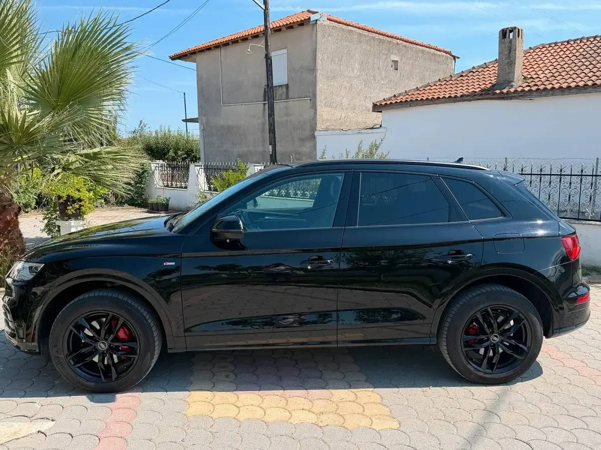 Gebraucht Audi Q5 Sport 299 PS (219 kW) 2020 Schwarz SUV