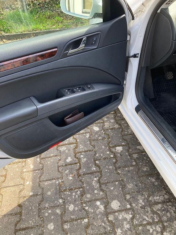 Gebraucht Skoda Superb Ambition 170 PS (125 kW) 2013 Weiß Kombi