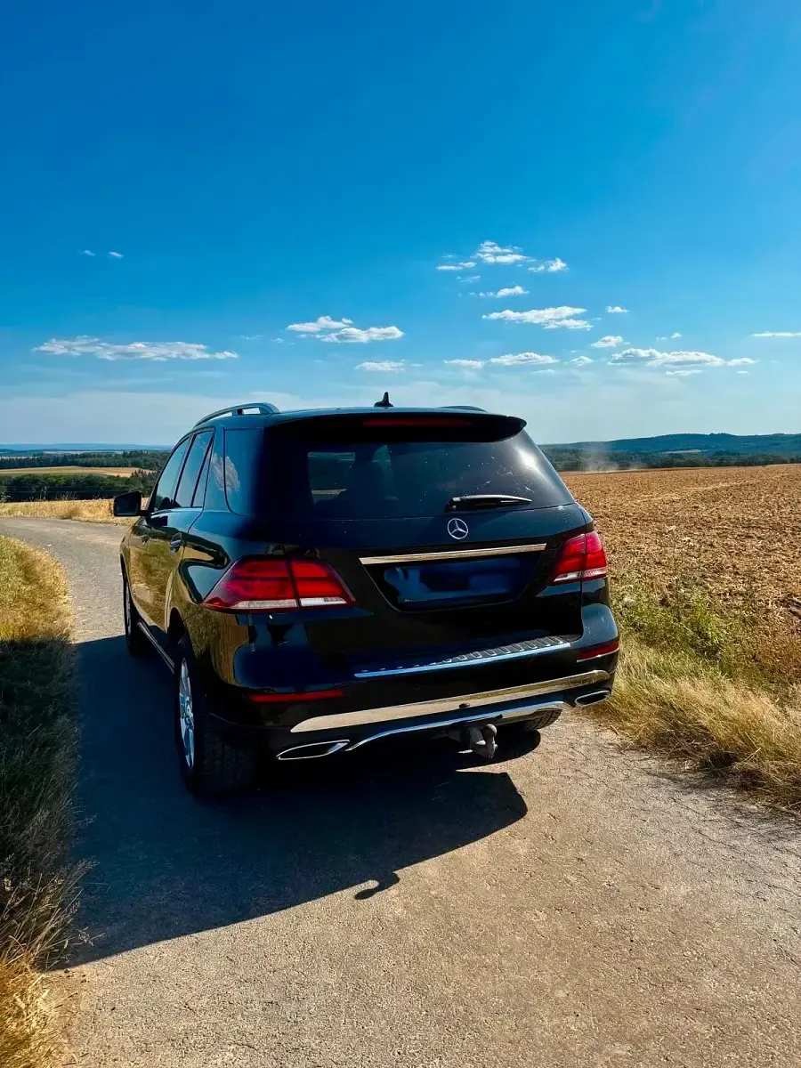 Gebraucht Mercedes GLE350 258 PS (189 kW) 2018 Schwarz SUV
