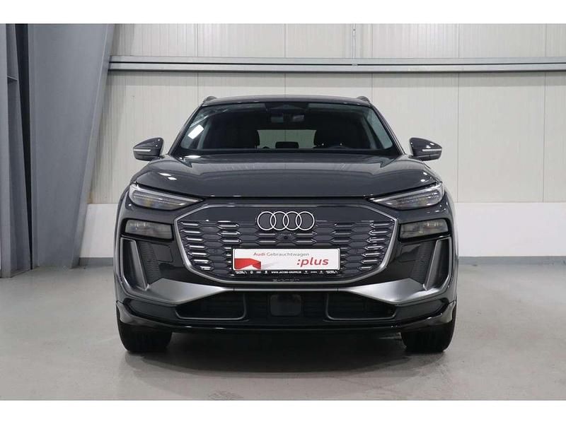 Gebraucht Audi Q6 e-tron S-Line 185 kW (252 PS) 2025 Grau SUV