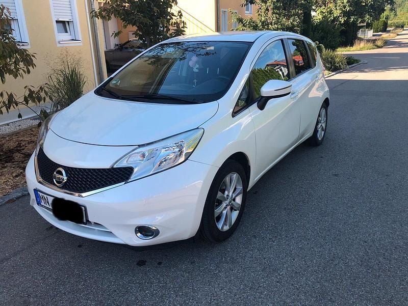 Weiß Gebraucht 2016 Nissan Note Van / Kleinbus | 5.089 € (Fairer Preis) - Bild 1/4