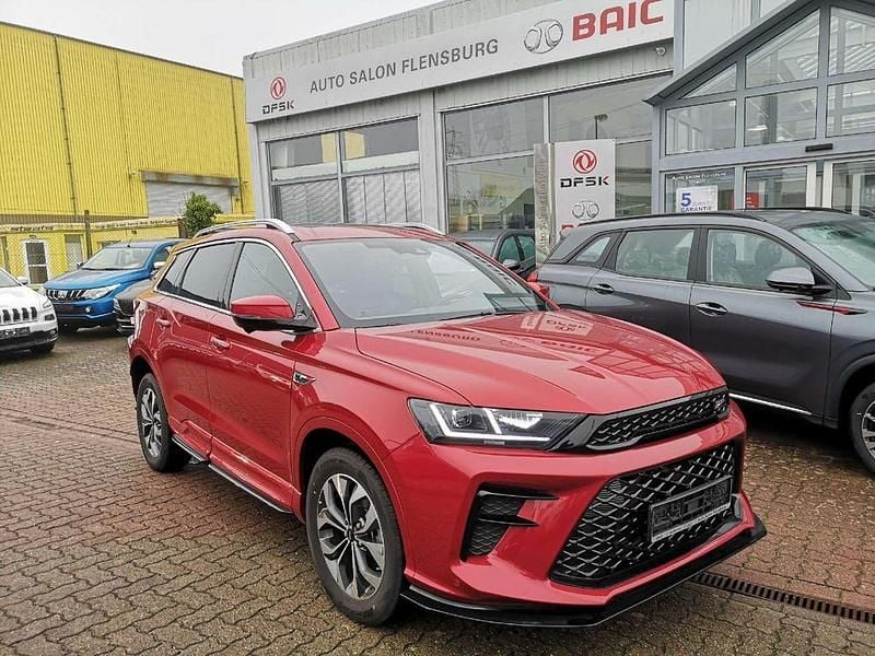 Neu SWM G01 133 PS (97 kW) 2026 Rot SUV