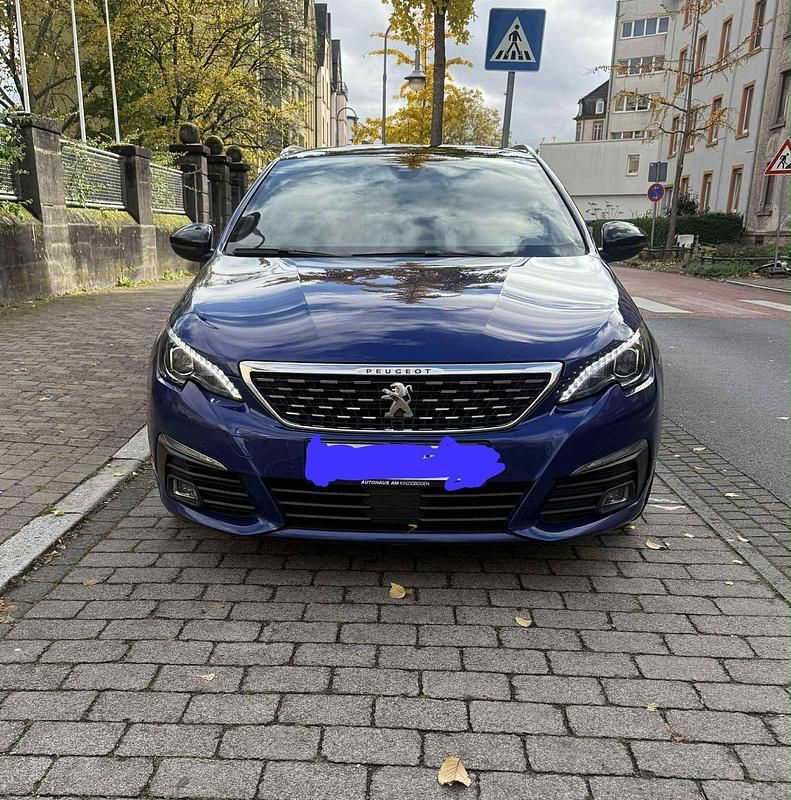 Blau Gebraucht 2020 Peugeot 308 SW Allure GT-Line Kombi | 8.950 € - Bild 1/4