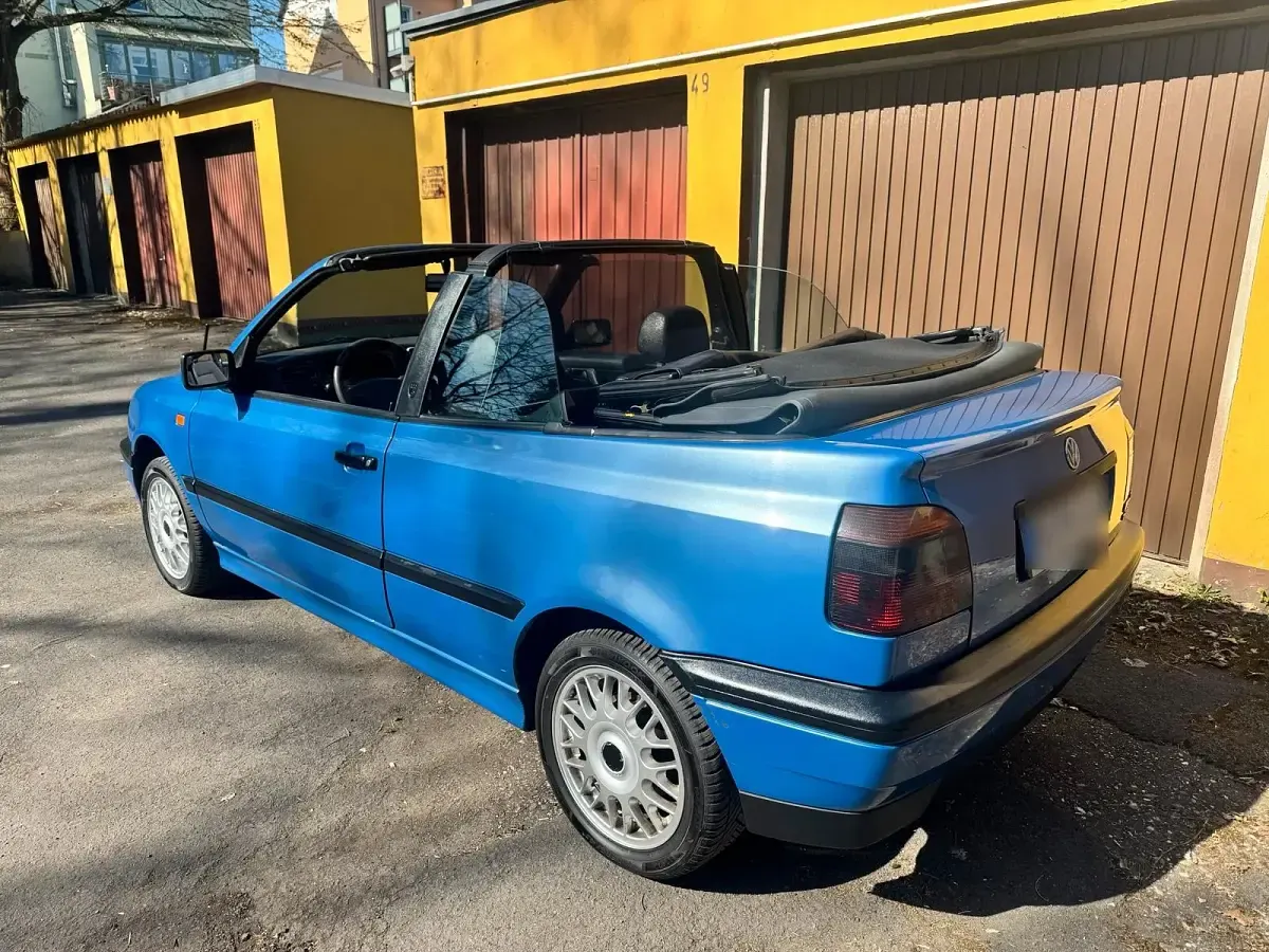 Gebraucht VW Golf Cabriolet 75 PS (55 kW) 1995 Blau Cabrio