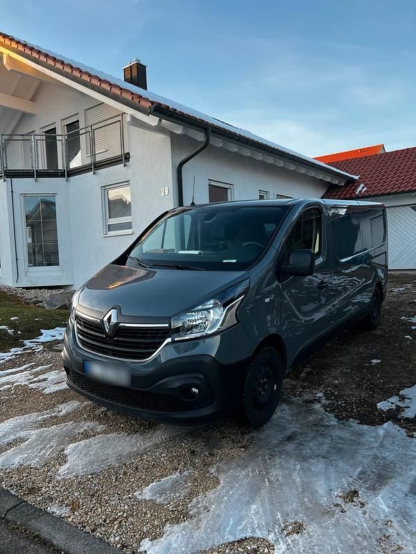 Gebraucht Renault Trafic 120 PS (88 kW) 2021 Grau Van / Kleinbus