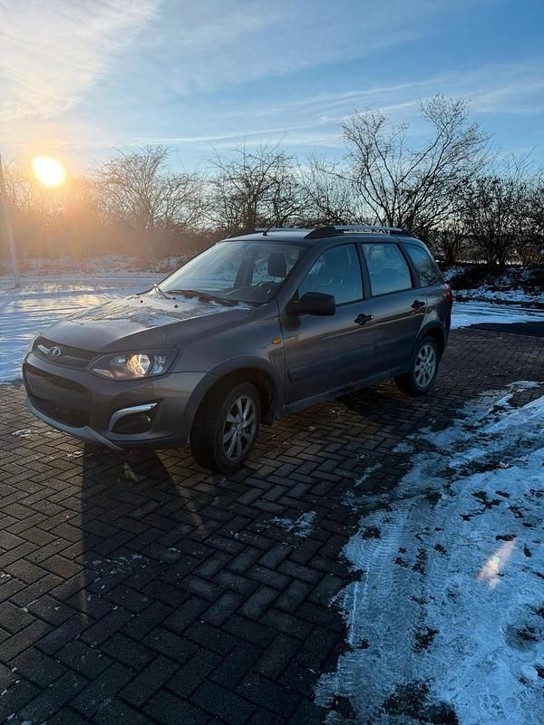 Gebraucht Lada Kalina 87 PS (63 kW) 2016 Braun Kombi