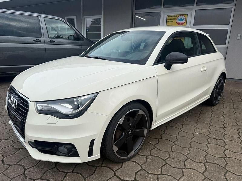 Weiß Gebraucht 2012 Audi A1 S-Line Kleinwagen | 10.200 € (Fairer Preis) - Bild 1/4