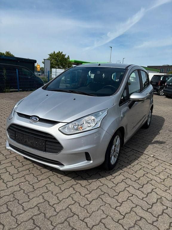 Usata Ford B-MAX Trend 101 CV (74 kW) 2016 Argento Monovolume