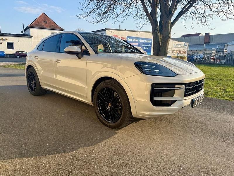 Gebraucht Porsche Cayenne Coupe 475 PS (349 kW) 2024 Beige Coupé