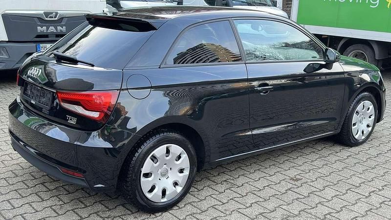 Gebraucht Audi A1 82 PS (60 kW) 2017 Schwarz Kleinwagen