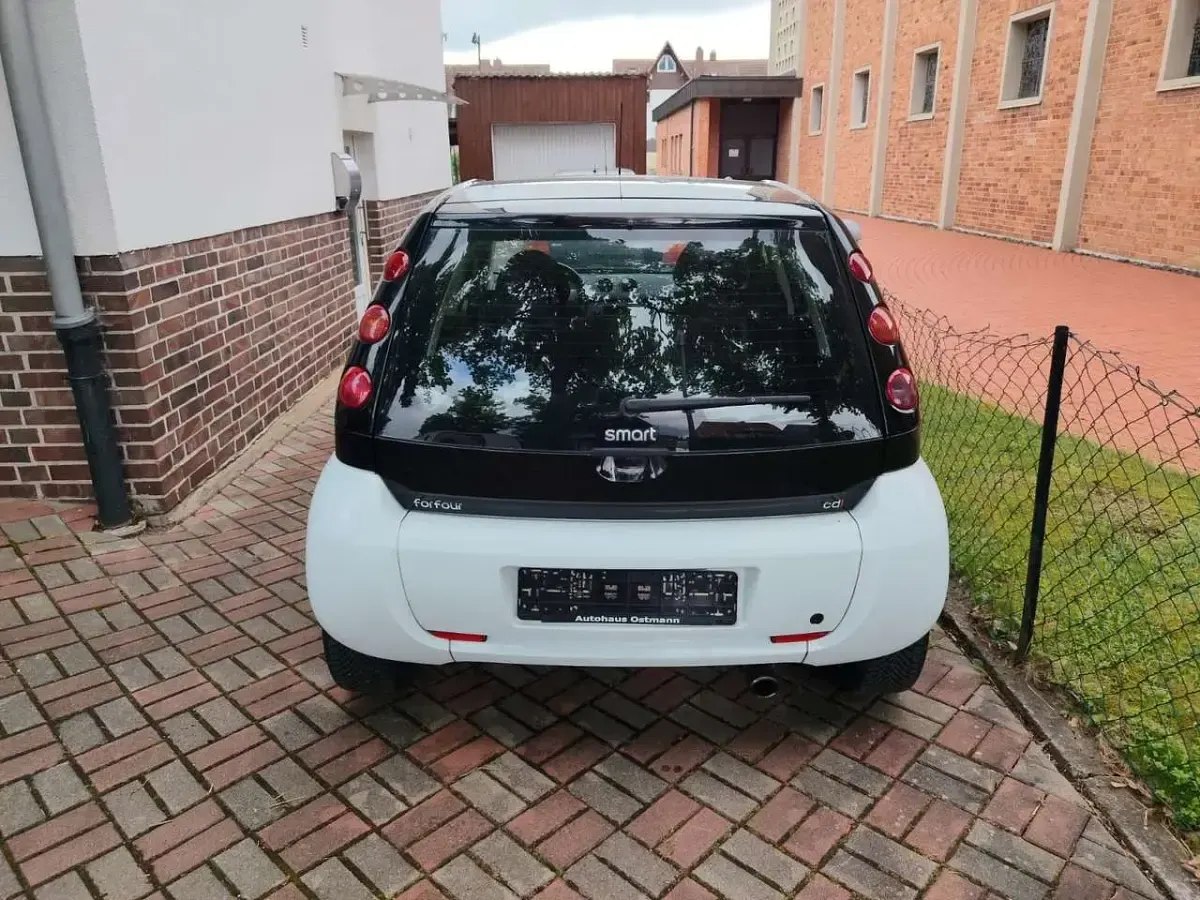 Gebraucht Smart ForFour Passion 95 PS (69 kW) 2004 Weiß Kleinwagen