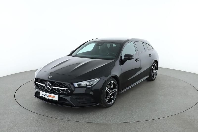 Schwarz Gebraucht 2020 Mercedes CLA180 Shooting Brake AMG line Kombi | 24.410 € (Etwas zu teuer) - Bild 1/3