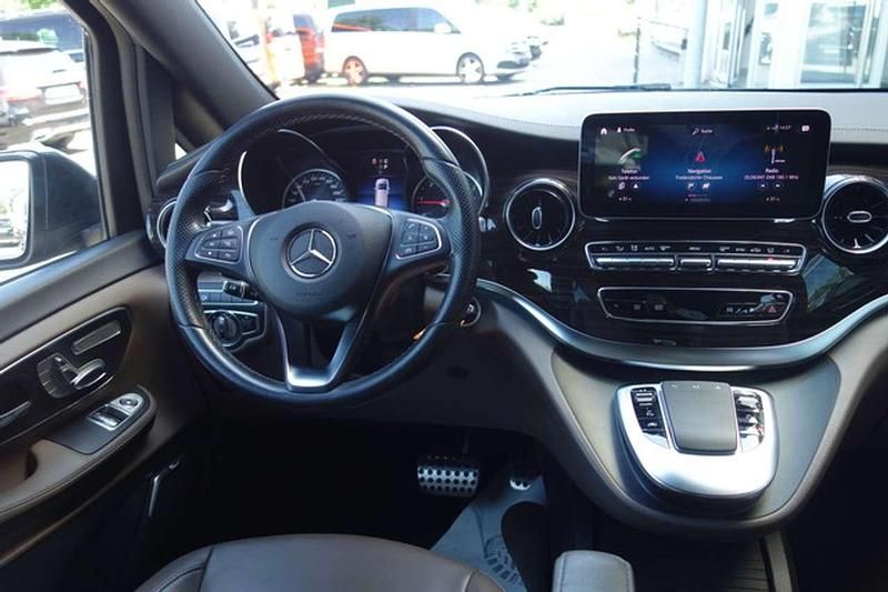 Gebraucht Mercedes V300 Avantgarde 237 PS (174 kW) 2020 Graphitgrau Van / Kleinbus