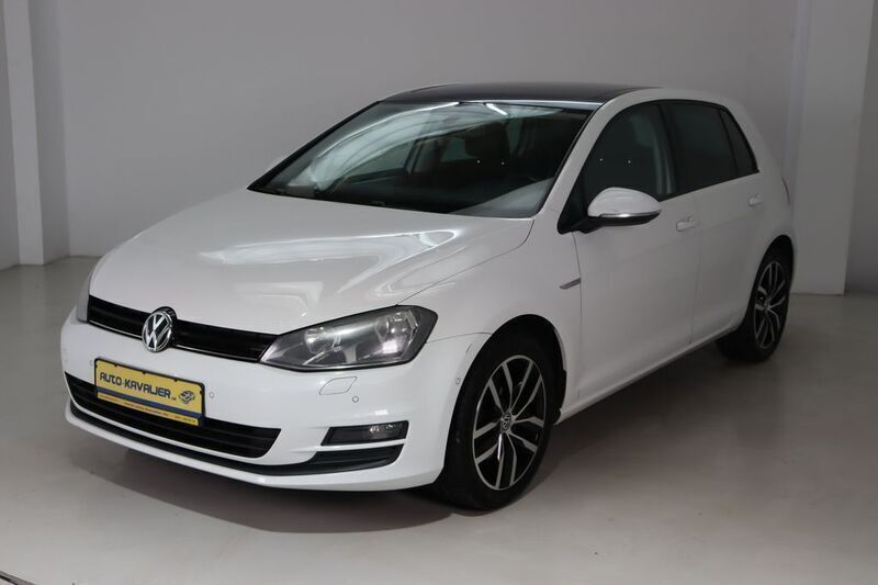 Weiß Gebraucht 2014 VW Golf VII Cup Limousine | 8.980 € (Fairer Preis) - Bild 1/4