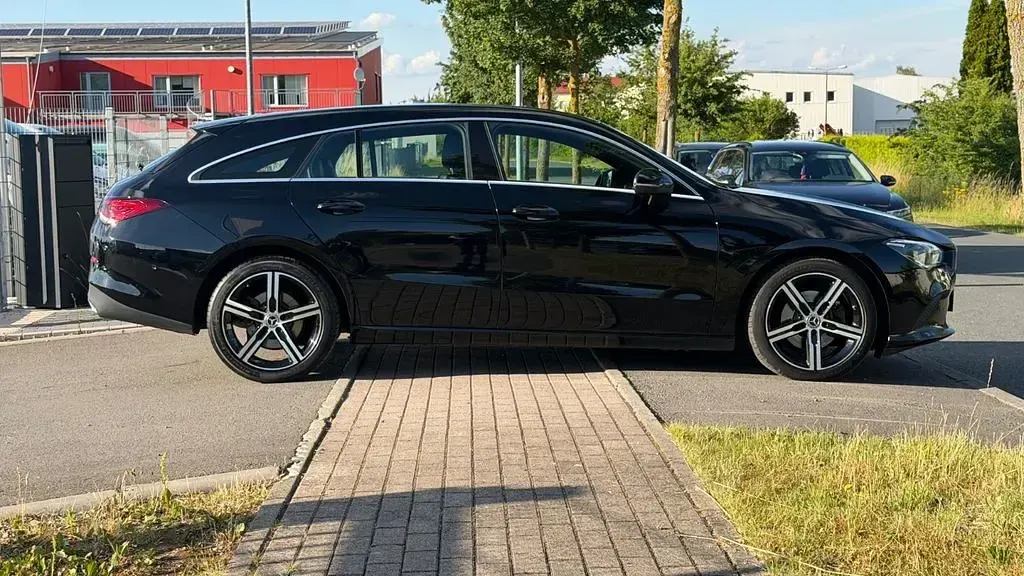 Gebraucht Mercedes CLA200 150 PS (110 kW) 2022 Schwarz Coupé