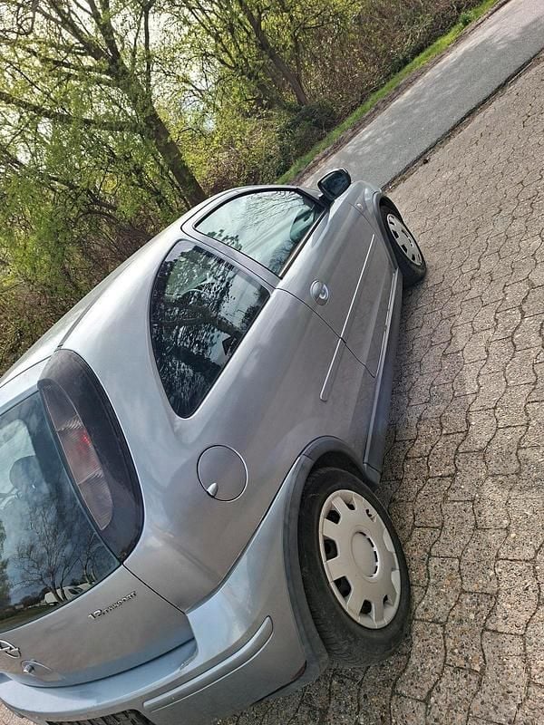 Gebraucht Opel Corsa 80 PS (58 kW) 2005 Grau Kleinwagen