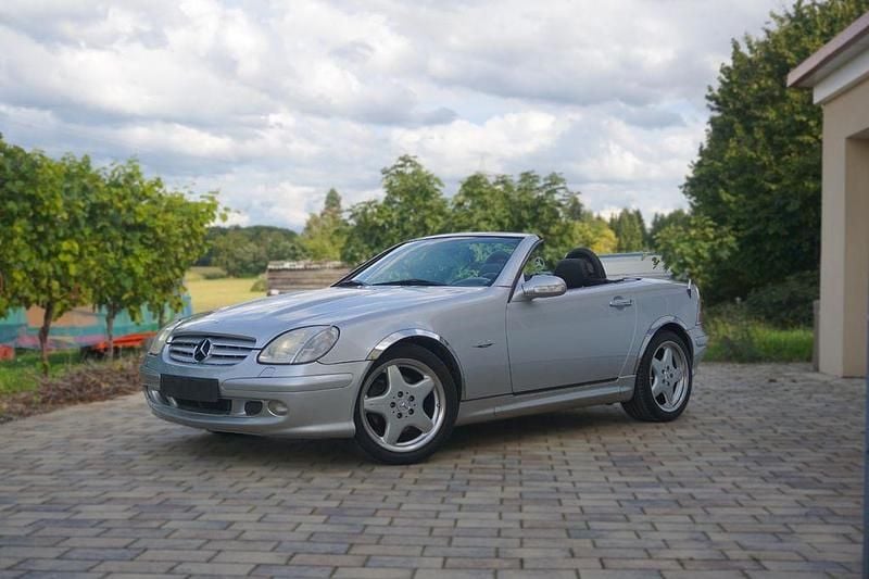 Silber Gebraucht 2001 Mercedes SLK320 Edition Cabrio | 8.450 € (Fairer Preis) - Bild 1/4