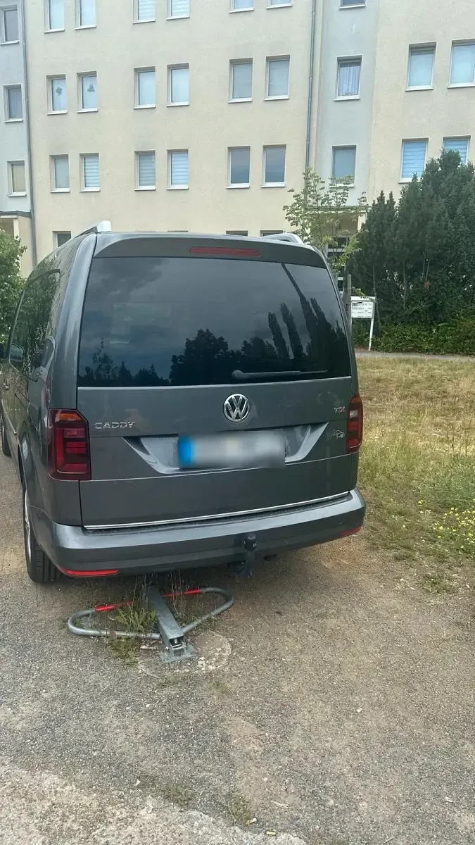 Gebraucht VW Caddy Maxi 150 PS (110 kW) 2017 Braun Van / Kleinbus