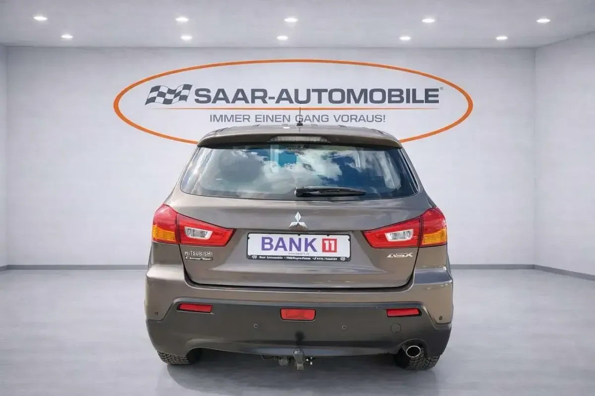 Gebraucht Mitsubishi ASX Invite 150 PS (110 kW) 2011 Braun SUV