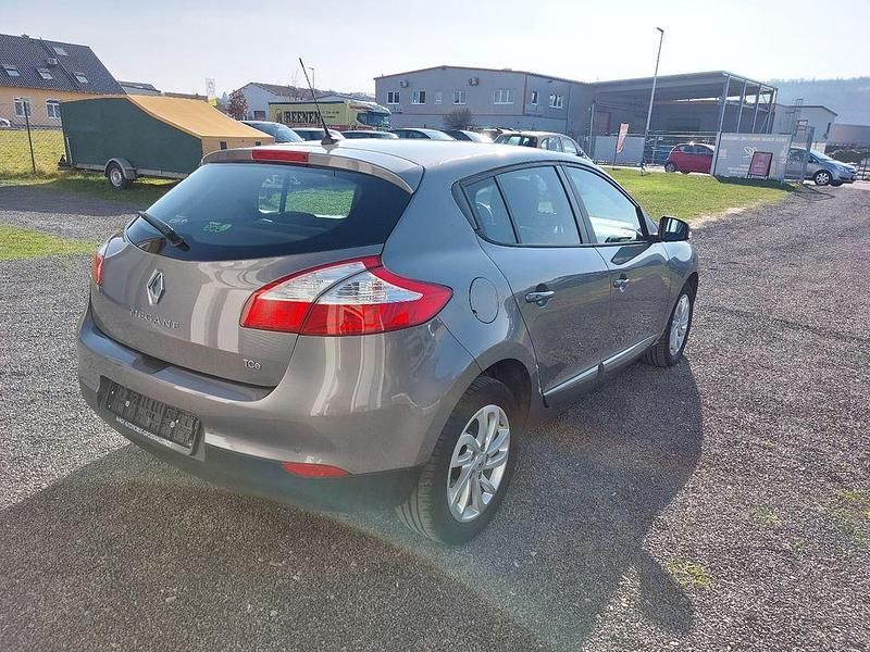 Gebraucht Renault Mégane Initiale Paris 116 PS (85 kW) 2014 Grau cassiopee Limousine